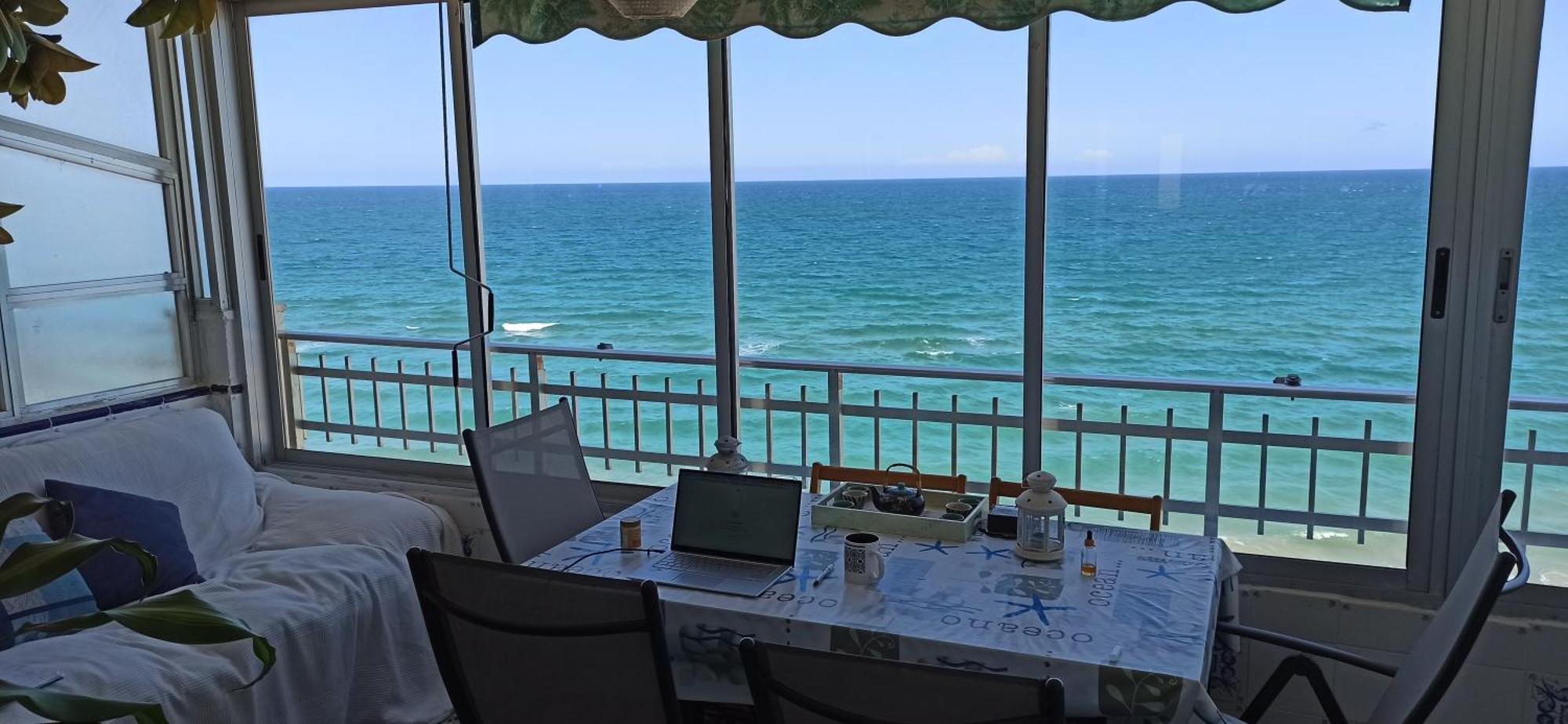 Blue Double Private At Front - En La Playa Piso Compartido Homestay *
